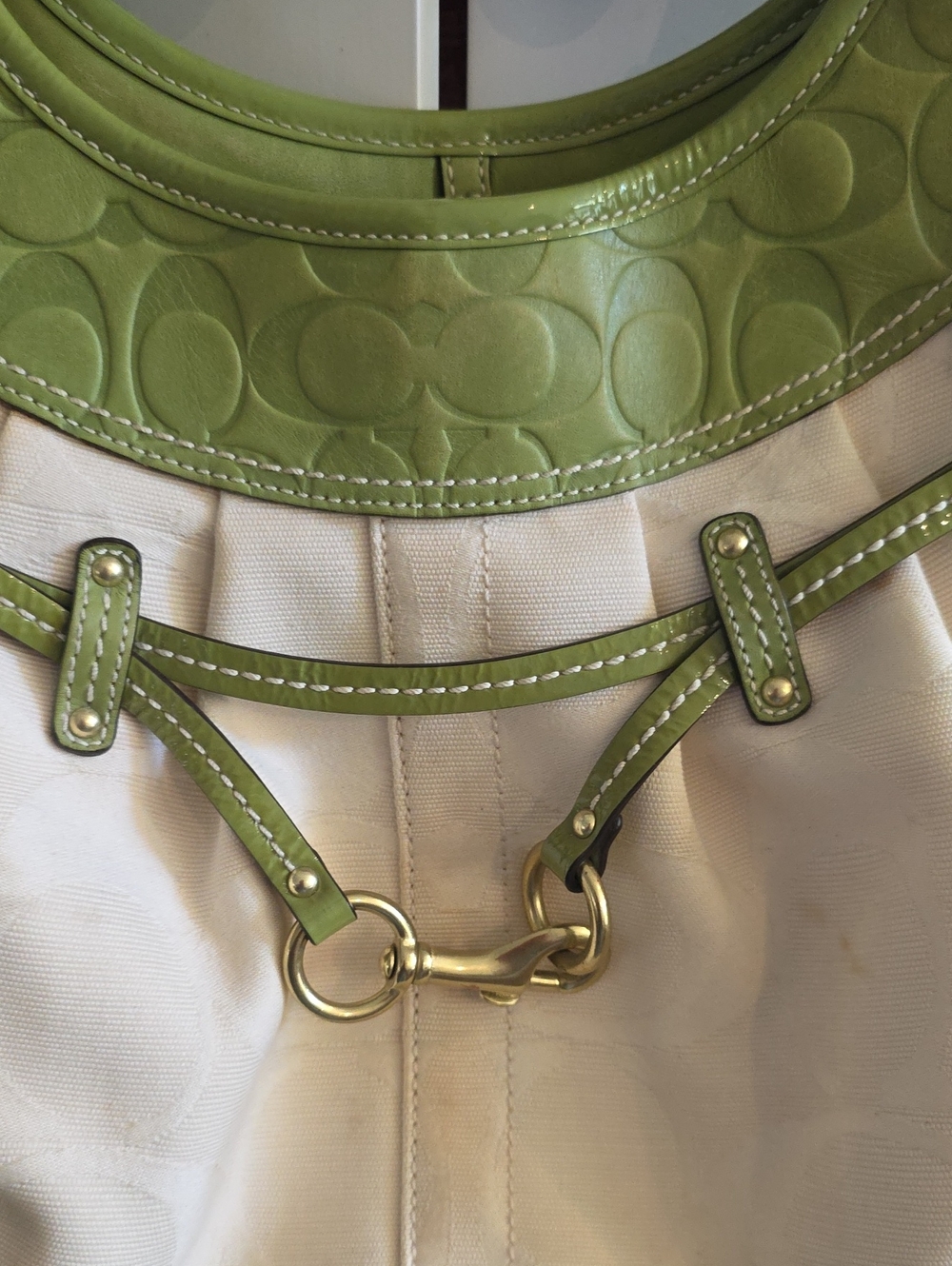 Coach Super Rare Humongus Embossed Trim And Jacqard Belted Ergo - Picture 7 of 9